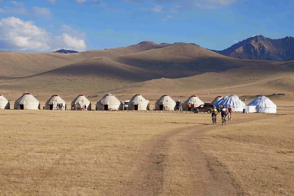 Yurt camp on Son Kul lake.JPG