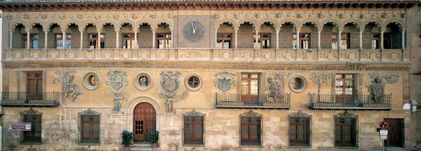 ayuntamiento_tarazona_fachada2.jpg